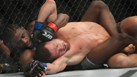 «После победы над Яном хотел купить себе премиум-электрокар, но сдержался». Стерлинг разбирает бой с Петром