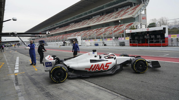 Болид Никиты Мазепина. Фото Global Look Press Болид Никиты Мазепина. Фото Global Look Press