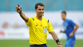 «Многие молодые судьи в мире берут пример с Карасева». Интервью Равшана Ирматова, судьи — рекордсмена чемпионатов мира