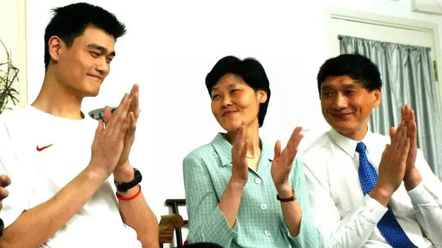 Яо Мин. Яо Мин.