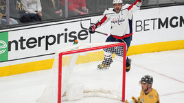 «Это удивительно. Снова». Овечкин повторил великий рекорд Гретцки и Босси