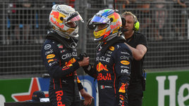 «Феррари» не ждет подарков от «Ред Булл» в Италии. Ферстаппен и Перес в погоне за Сайнсом и Леклером