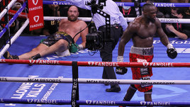 «Фьюри сидел в нокдауне и не понимал, где он. И тут подмигнул моему сыну». Большое интервью с тренером британца