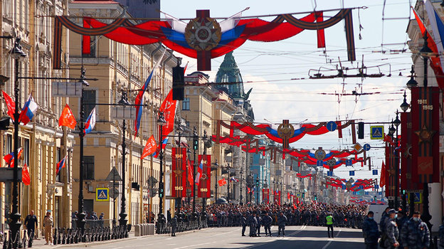 Невский проспект на 9 мая. Фото Global Look Press Невский проспект на 9 мая. Фото Global Look Press