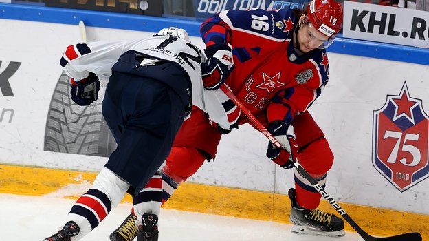 Архип Неколенко и Серегй Плотников. Фото photo.khl.ru Архип Неколенко и Серегй Плотников. Фото photo.khl.ru