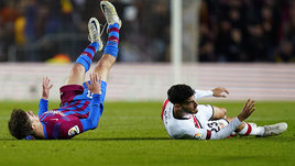 «Барселона» снова опозорилась дома, «Ливерпуль» продолжает гонку за «Сити», Чалов забил впервые за полтора месяца