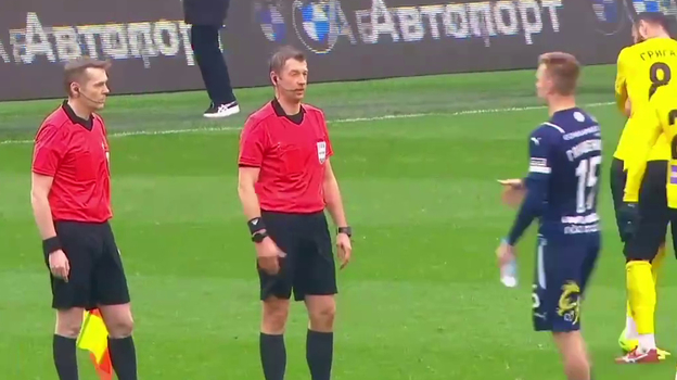 Поступок Максима Глушенкова. Поступок Максима Глушенкова.