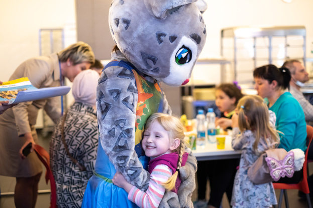 Благотворительная встреча с беженцами из Луганска и Мариуполя. Фото Елена Гредюшко Благотворительная встреча с беженцами из Луганска и Мариуполя. Фото Елена Гредюшко