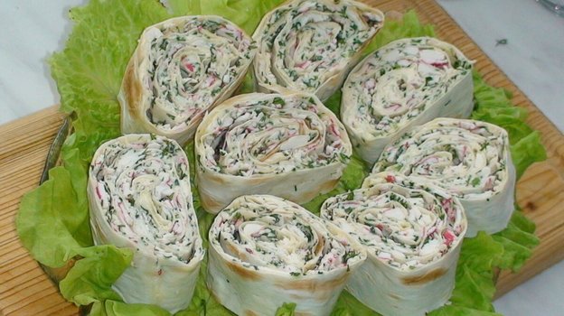 Рулет из лаваша. Фото kartinkin.net Рулет из лаваша. Фото kartinkin.net