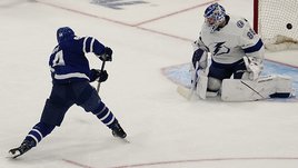 «Тампа» уже не фаворит? Кучеров и Василевский провалили первый матч плей-офф