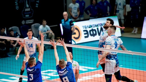 Игровой момент в матче «Зенит» — «Динамо». Фото пресс-служба ВК «Зенит» Игровой момент в матче «Зенит» — «Динамо». Фото пресс-служба ВК «Зенит»