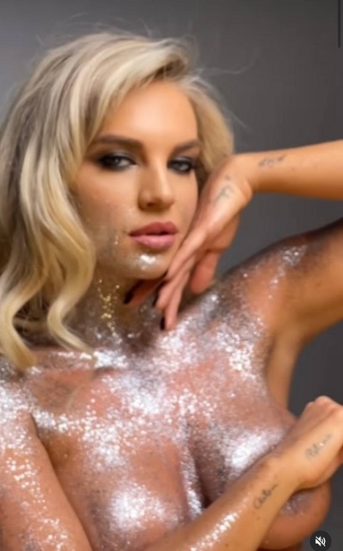 Снимок с фотосессии Ксении Песьяковой. Фото Соцсети Ксении Песьяковой Снимок с фотосессии Ксении Песьяковой. Фото Соцсети Ксении Песьяковой