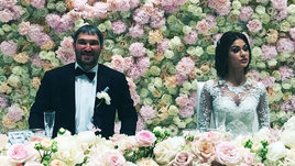 Платья за полтора миллиона и плачущие гости. Свадьба Овечкина — одна из самых дорогих в России