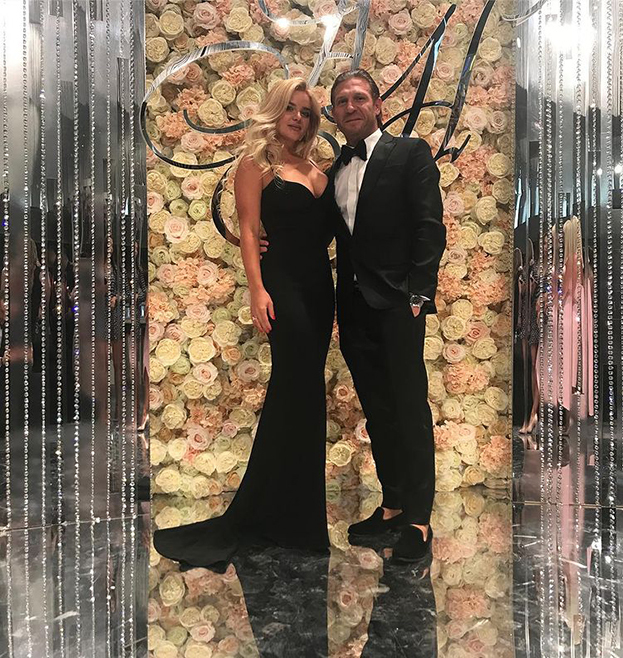 Андрей Воронин с женой. Фото Соцсети Андрей Воронин с женой. Фото Соцсети