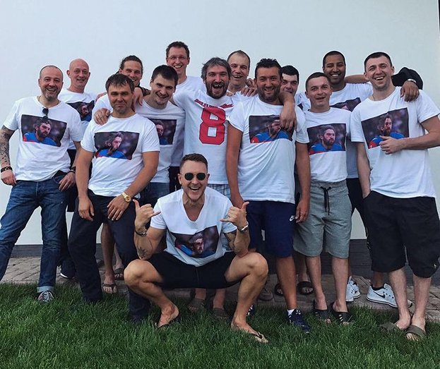 Подготовка жениха к свадьбе. Фото Соцсети Подготовка жениха к свадьбе. Фото Соцсети