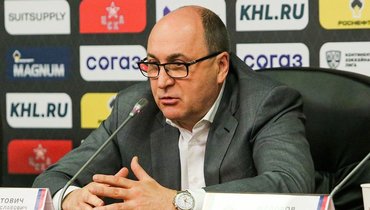 Игорь Есмантович.