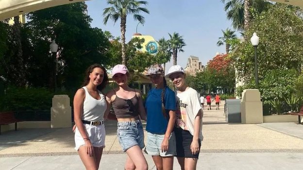 Алина Загитова, Аня Щербакова и Дарья Усачева. Фото Соцсети Алина Загитова, Аня Щербакова и Дарья Усачева. Фото Соцсети