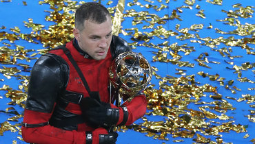 «Спасибо всем засранцам за комплименты». Что означает прощальное видео Дзюбы в образе Дэдпула