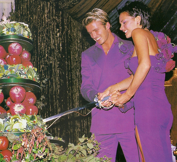 Дэвид и Виктория Бекхэм. Фото личные соцсети Дэвида Бекхэма Дэвид и Виктория Бекхэм. Фото личные соцсети Дэвида Бекхэма