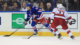 Панарин растворился в плей-офф. Но его команда нашла свою игру и сравняла счет в серии с фаворитом