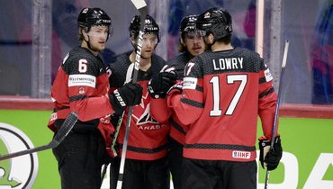 Хоккеисты сборной Канады.