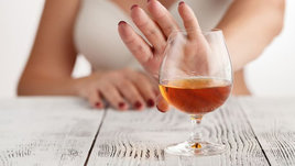 Чем заменить алкоголь. 7 советов о том, как отказаться от спиртного