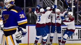 Самый русский клуб НХЛ закончил борьбу за кубок. Фаворит идет дальше