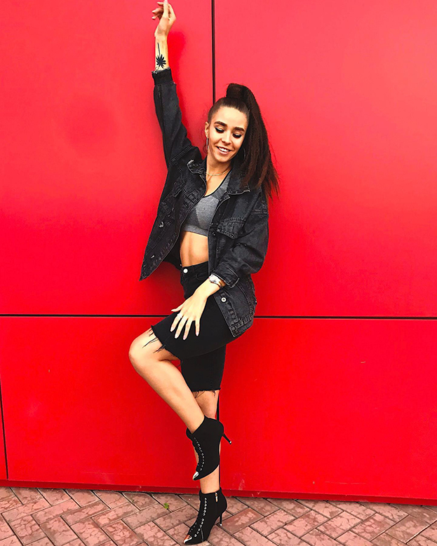 Наталья — жена Дениса Макарова. Фото Соцсети Наталья — жена Дениса Макарова. Фото Соцсети