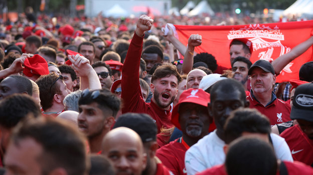 Фанаты «Ливерпуля». Фото Reuters Фанаты «Ливерпуля». Фото Reuters