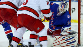 Шестеркин тащит «Рейнджерс» в финал Востока! Он вчистую переигрывает финского вратаря соперников