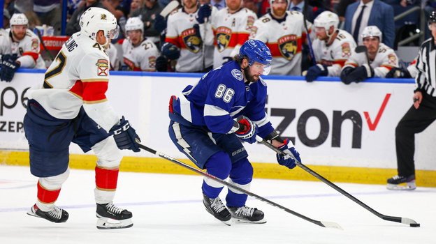 В атаке Никита Кучеров. Фото USA Today Sports В атаке Никита Кучеров. Фото USA Today Sports