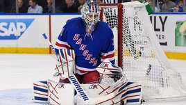 Гол Кучерова не спас чемпиона. Блистательный Шестеркин снова остановил «Тампу»