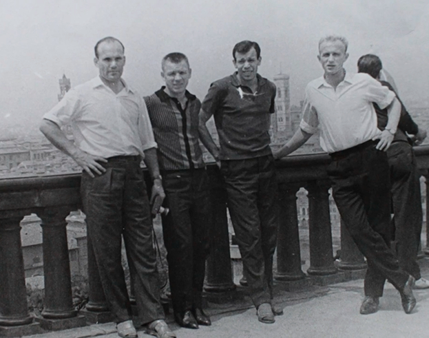 Анатолий Дергачев (справа). Фото ФК «Зенит» Анатолий Дергачев (справа). Фото ФК «Зенит»