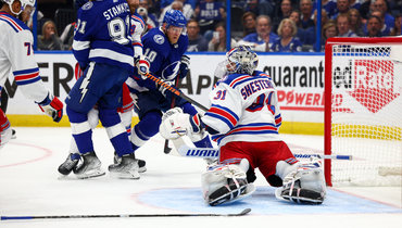 Шестеркин побил рекорд, но этого мало для победы над «Тампой». Чемпион сравнял счет в серии с «Рейнджерс»