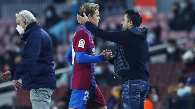 Френки де Йонг и Хави. Фото Global Look Press Френки де Йонг и Хави. Фото Global Look Press