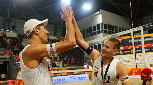 Олег Стояновский с Илья Лешуков. Фото volley.ru Олег Стояновский с Илья Лешуков. Фото volley.ru