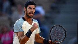 Хачанов уничтожил Карацева в Галле. Кошмар Аслана продолжается