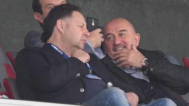 Константин Сарсания и Станислав Черчесов. Фото архив «СЭ» Константин Сарсания и Станислав Черчесов. Фото архив «СЭ»