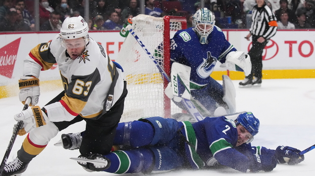 Евгений Дадонов (слева). Фото Global Look Press Евгений Дадонов (слева). Фото Global Look Press