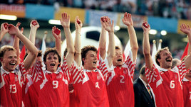 Его дочь умирала от рака, но он забил решающий гол в финале. 30 лет назад Дания выиграла Евро