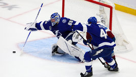 «Тампа» не хочет отдавать кубок! Кучеров и Василевский выдали шикарный матч