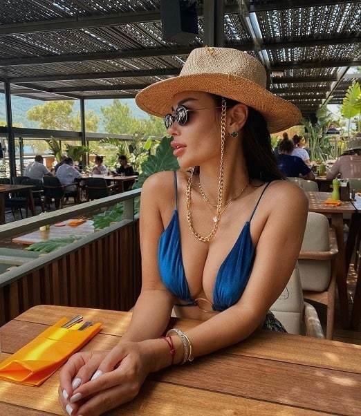 Аида Уразбахтина. Аида Уразбахтина.