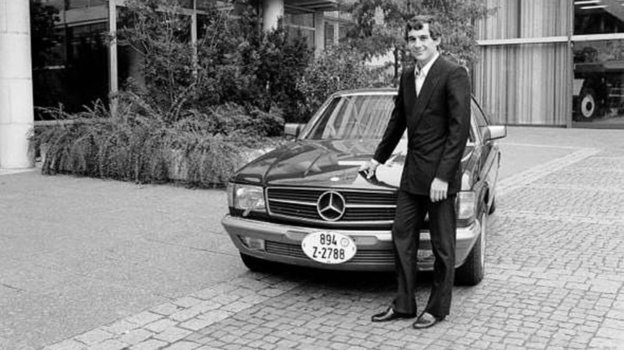 Mersedes-Benz 500. Mersedes-Benz 500.