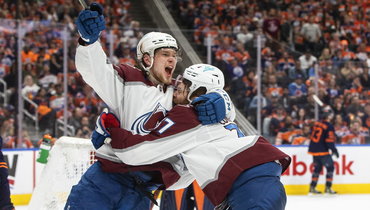 Джей Ти Комфер и Боуэн Байрам («Колорадо Эвеланш»).