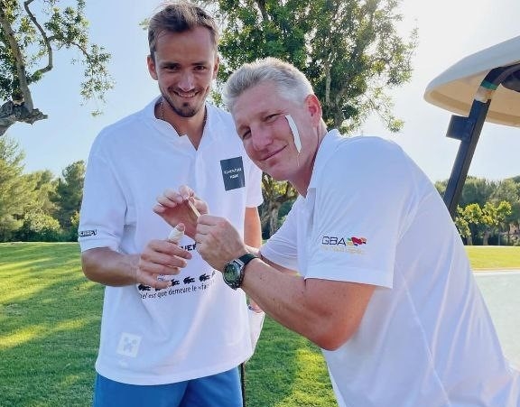 Бастиан Швайнштайгер и Даниил Медведев. Фото Личные соцсети Медведева Бастиан Швайнштайгер и Даниил Медведев. Фото Личные соцсети Медведева