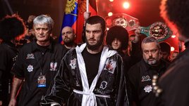 Артур Бетербиев: «Накануне боя получил гражданство Канады. Но был и остаюсь российским боксером»