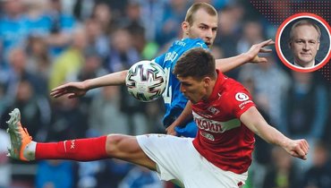 Роман Евгеньев («Динамо») и Александр Соболев («Спартак»).