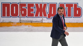 «Все думали, что Знарка зарезали в той драке». Мощные истории про нового главного тренера «Ак Барса»