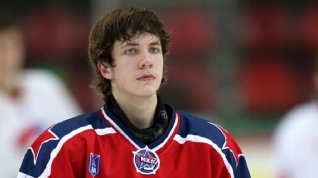 Никита Кучеров в составе «Красной Армии». Хоккеист Никита Кучеров в составе «Красной Армии».