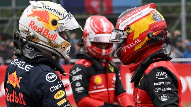 Макс Ферстаппен и Шарль Леклер. Фото AFP Макс Ферстаппен и Шарль Леклер. Фото AFP